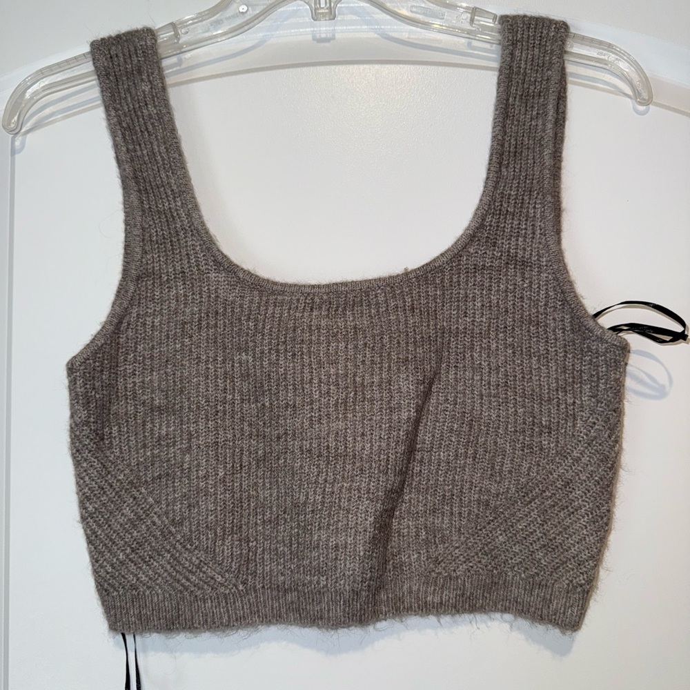 Women's Gray Knit Crop Top